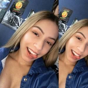 Meet your Posher, Alicia